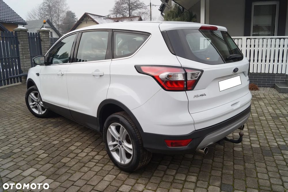 Ford Kuga 1.5 EcoBoost 2x4 Cool & Connect - 14