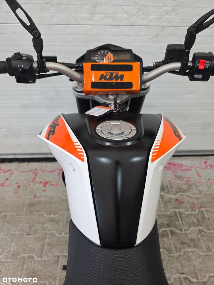 KTM Duke - 30