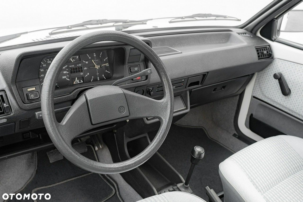 Volkswagen Polo - 7
