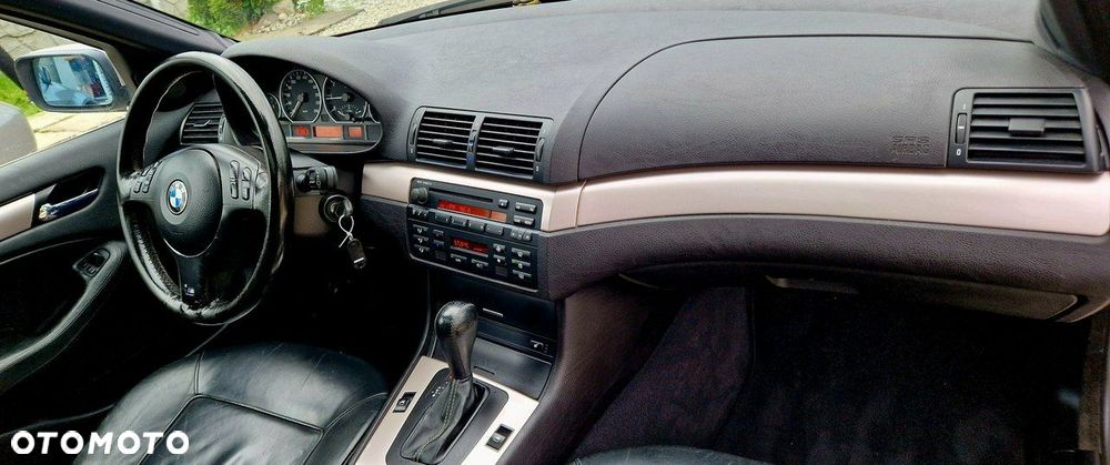 BMW Seria 3 318i Touring Edition Exclusive - 30