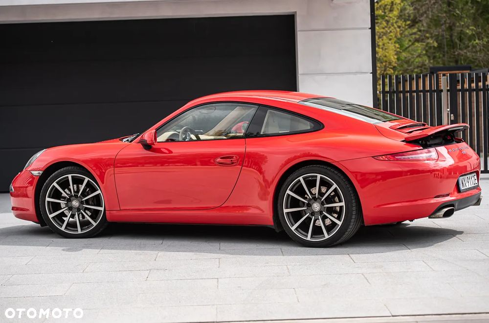 Porsche 911 Carrera PDK - 10