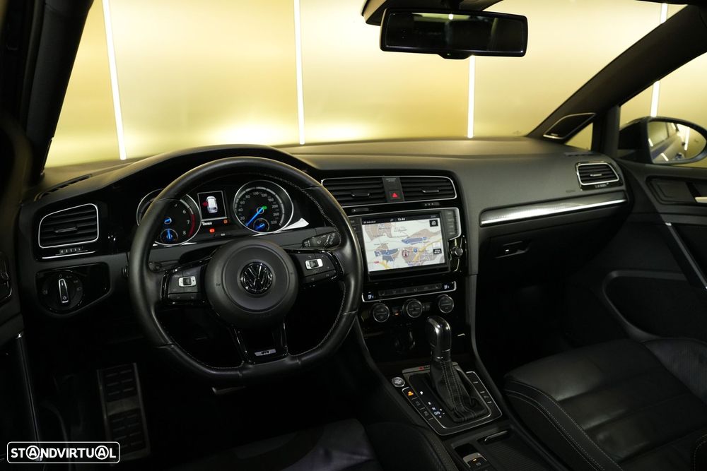 VW Golf 2.0 TSi R DSG - 15
