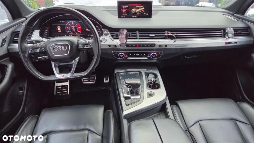 Audi Q7 - 4