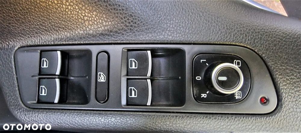Volkswagen Tiguan 2.0 TDI R-Style - 14