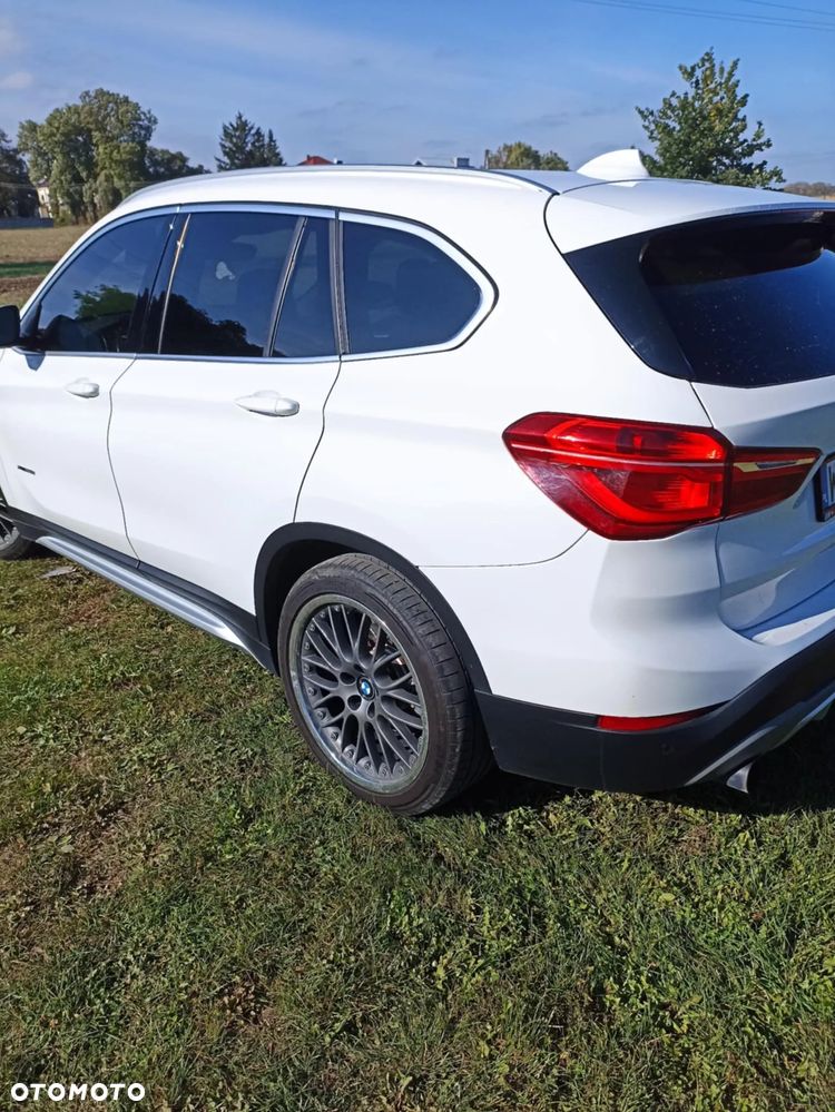 BMW X1 xDrive25i Advantage - 7