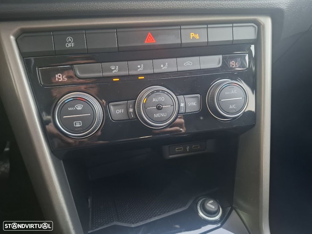 VW T-Roc 1.0 TSI Style - 23