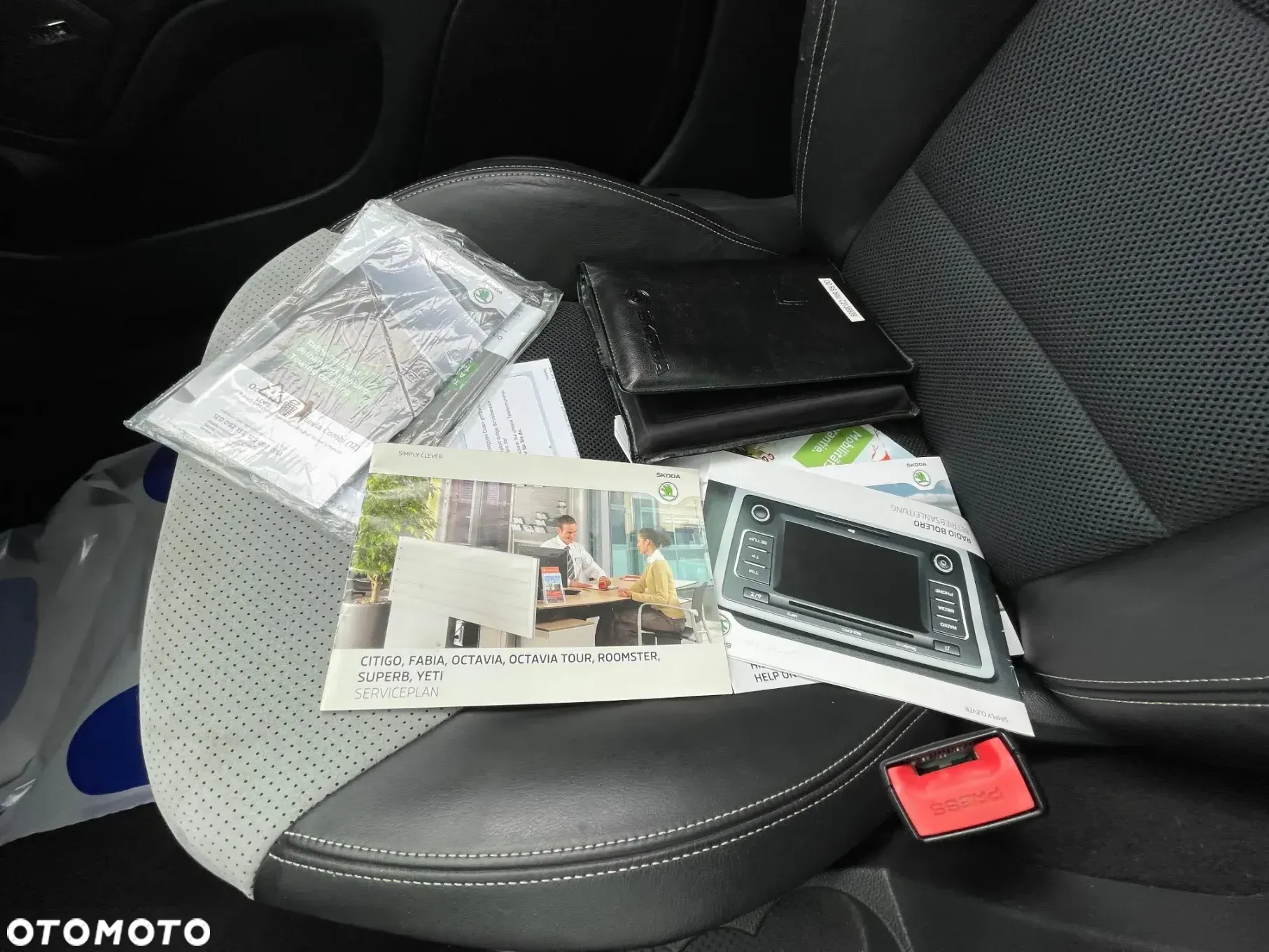 Skoda Octavia Combi 2.0 TDI CR DPF RS - 25