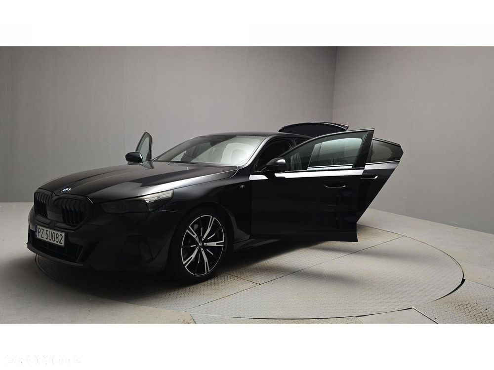 BMW Seria 5 - 15