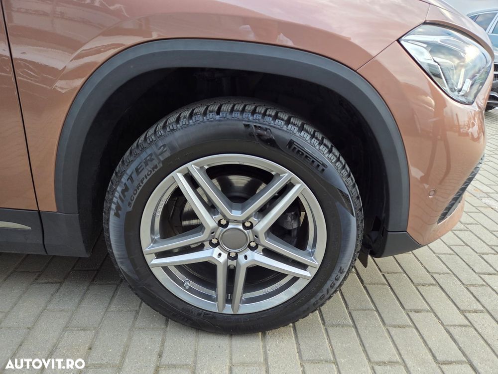 Mercedes-Benz GLA 200 4MATIC Aut. - 15