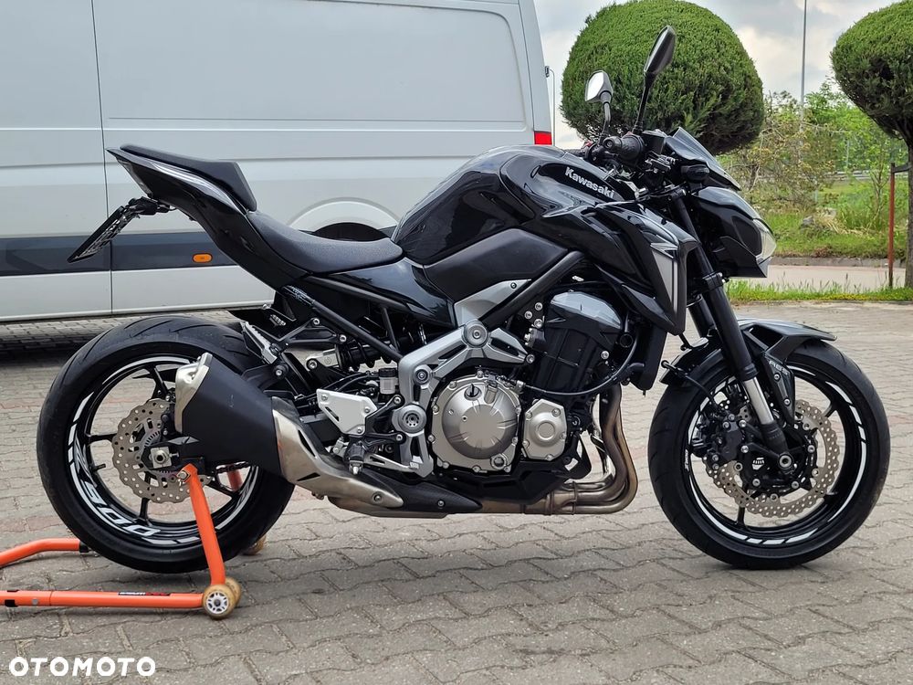 Kawasaki Z 900 - 8