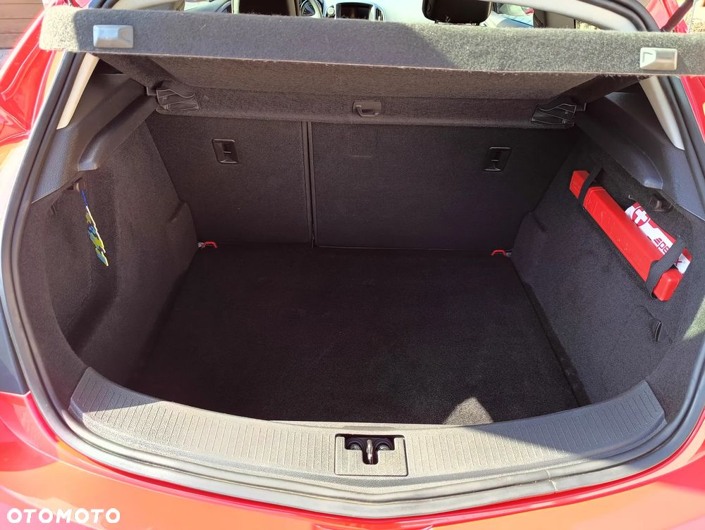 Opel Astra 1.4 Turbo - 34