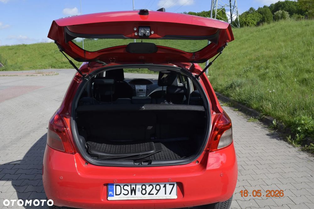 Toyota Yaris - 4