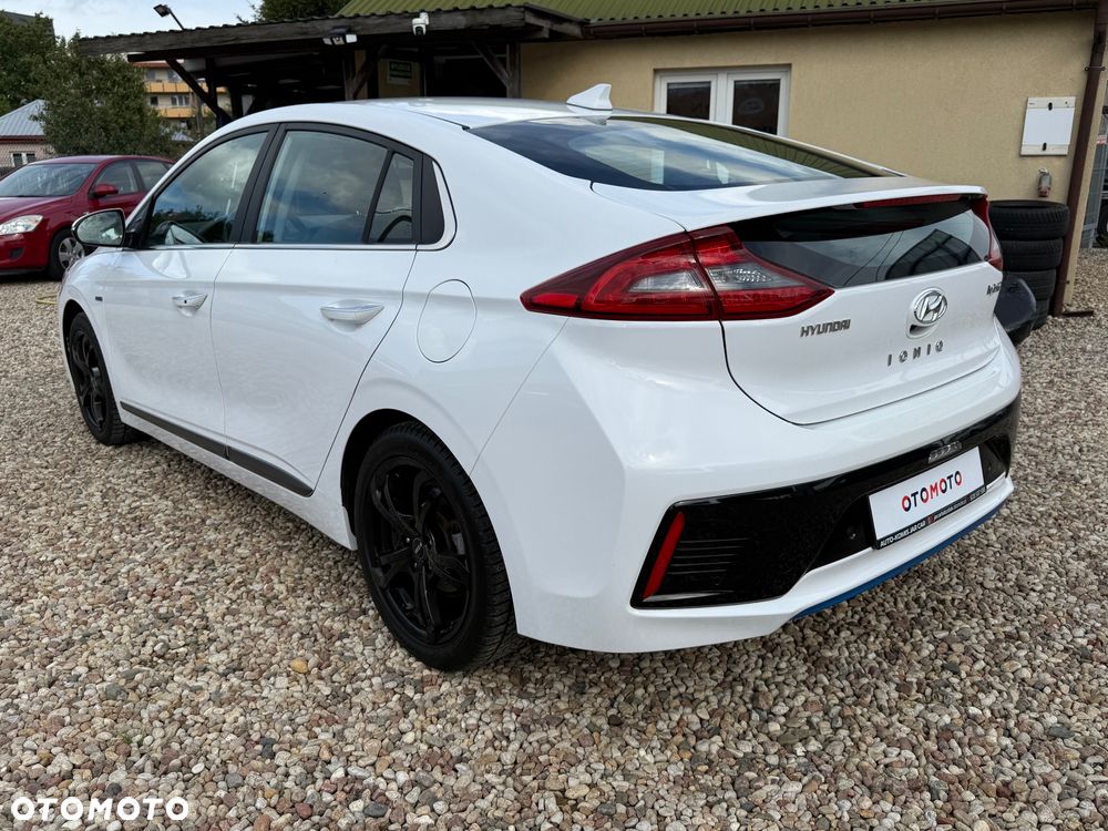 Hyundai IONIQ 1.6 GDI Premium - 11