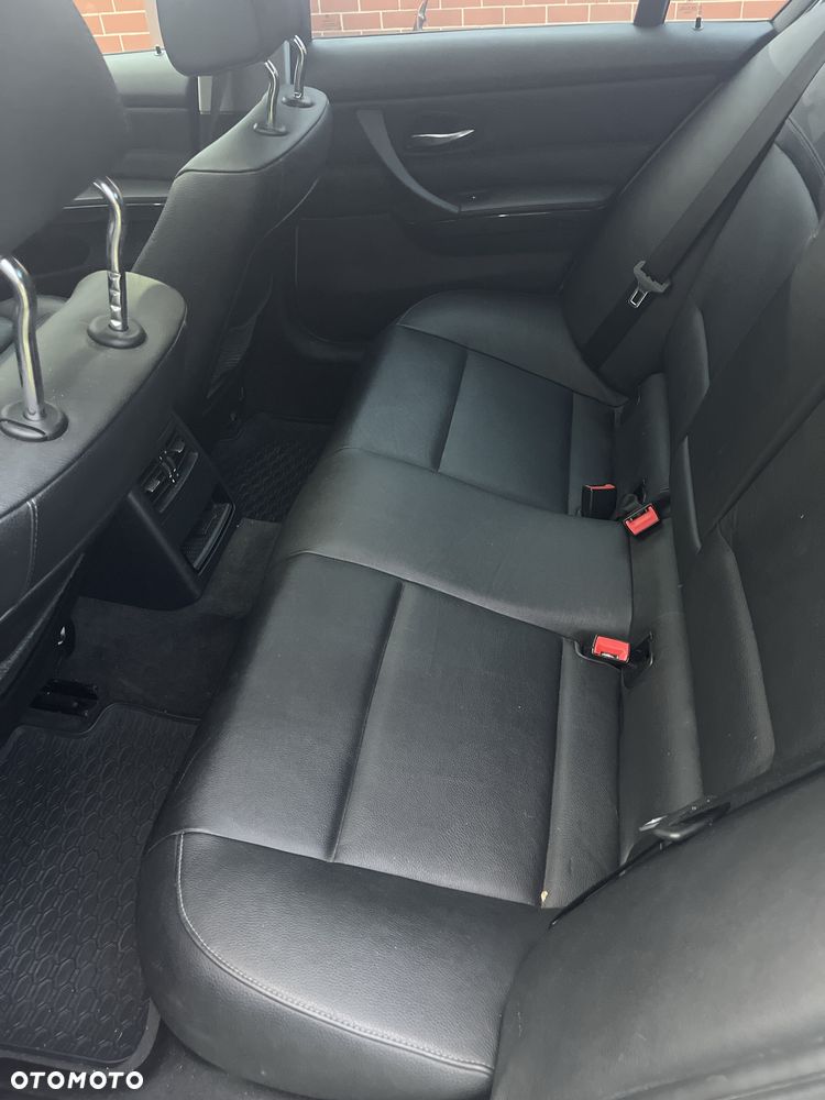 BMW Seria 3 - 8