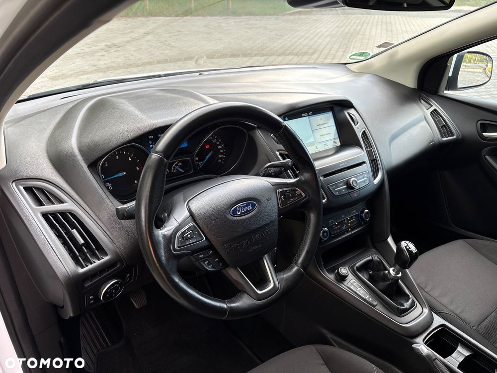 Ford Focus 1.5 TDCi DPF Start-Stopp-System Trend - 8