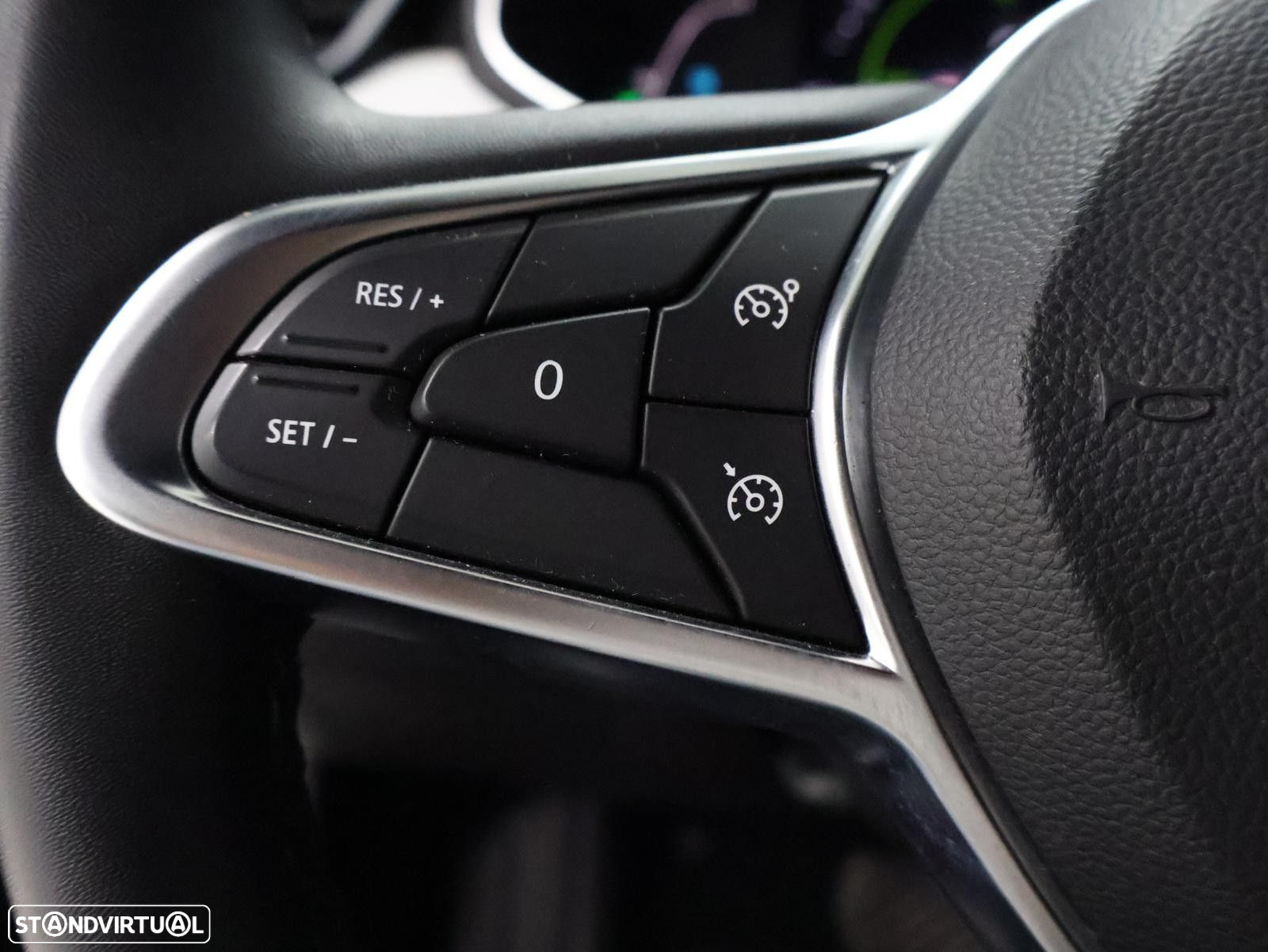 Renault Clio 1.6 E-Tech Intens - 17
