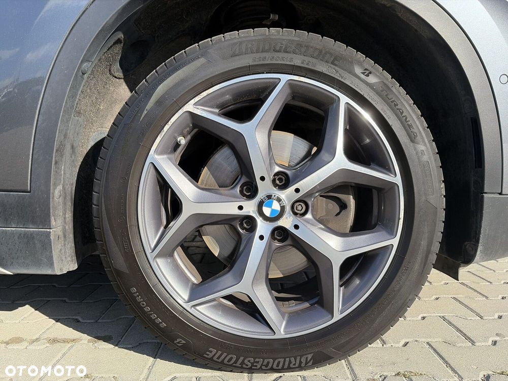 BMW X1 sDrive18i xLine - 10