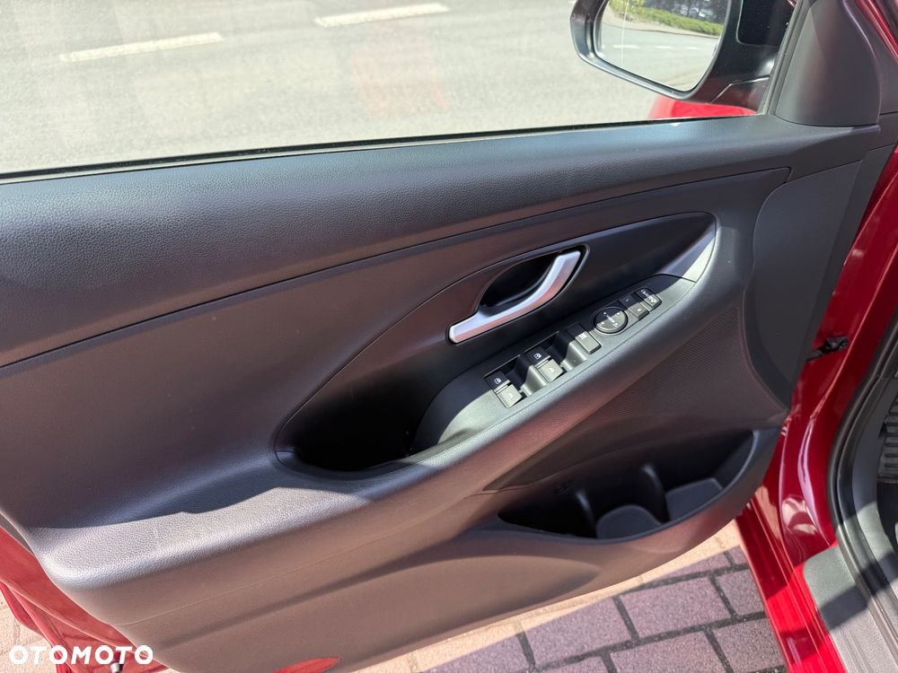 Hyundai i30 1.5 T-GDI 48V Smart DCT - 16
