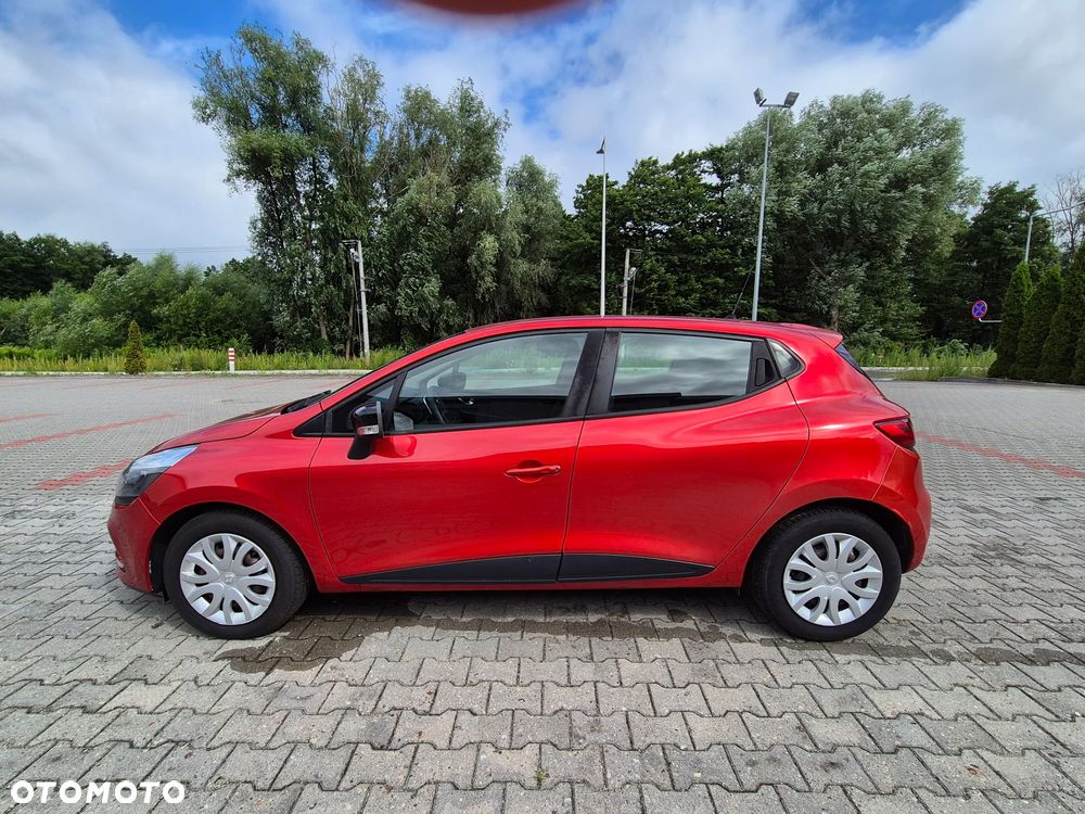 Renault Clio - 8