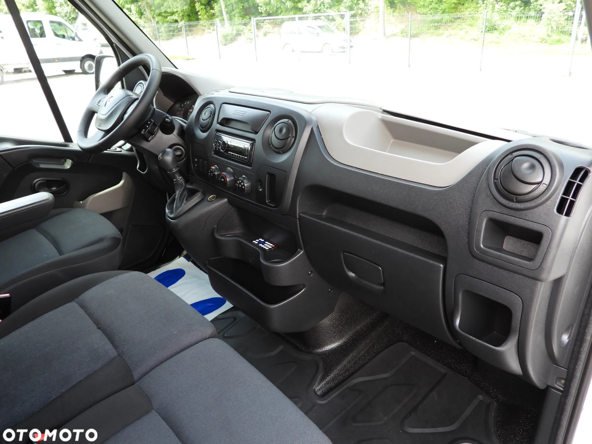 Renault MASTER FURGON BRYGADOWY 7 MIEJSC TEMPOMAT KLIMATYZACJA 110KM [ 066739 ] - 35