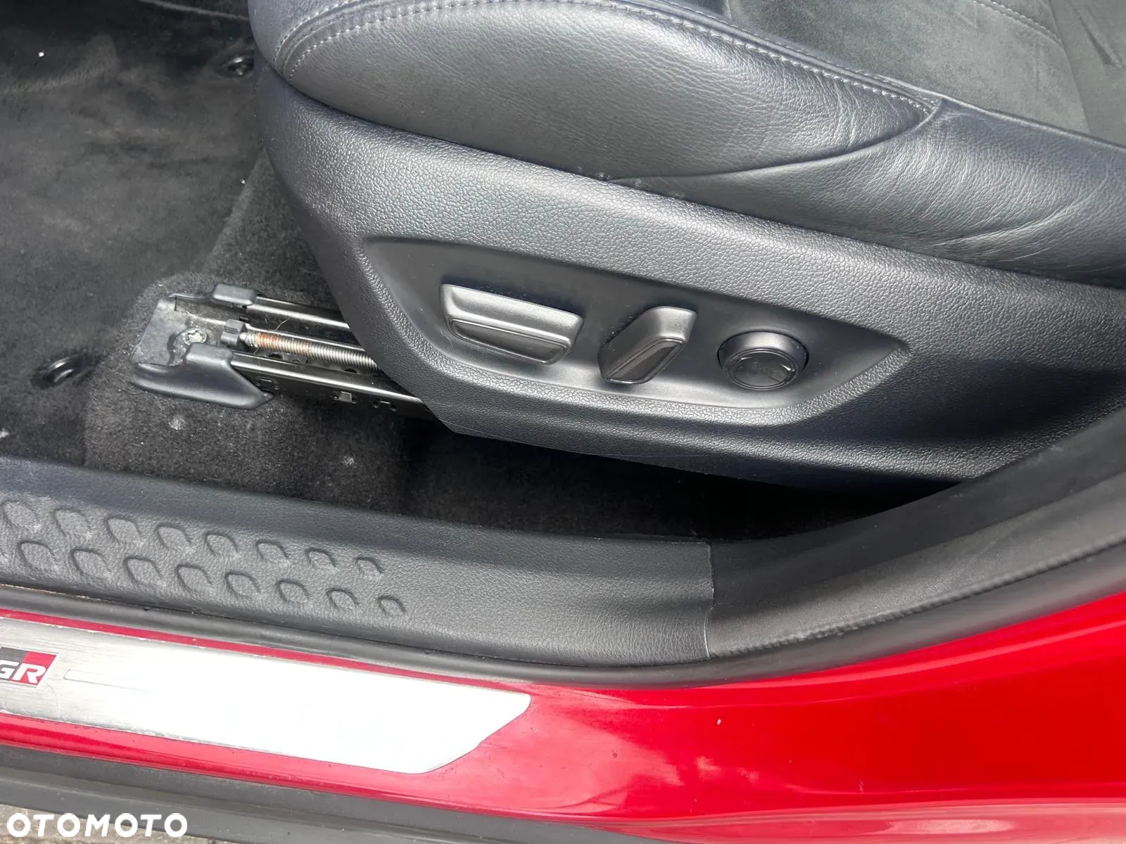 Toyota C-HR 1.8 Hybrid GPF GR Sport - 19
