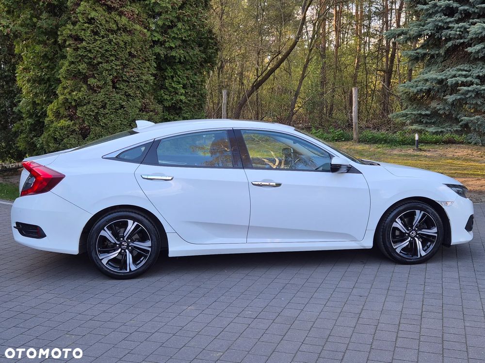 Honda Civic 1.5 T Prestige (Navi) - 27