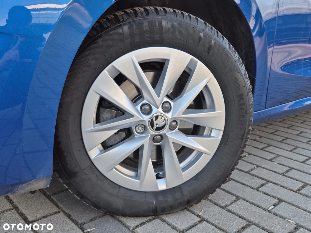 Skoda Fabia 1.0 TSI Ambition DSG - 23