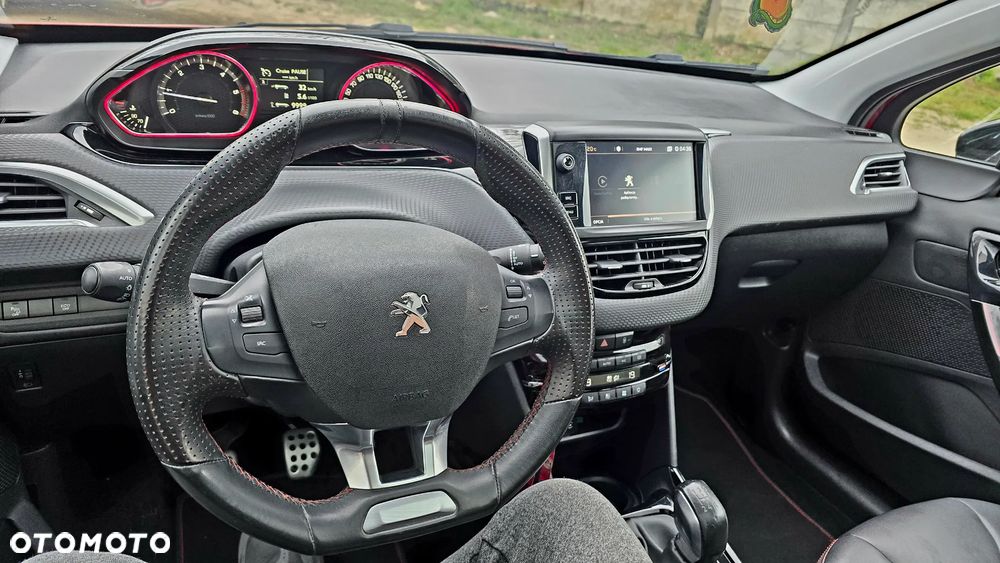 Peugeot 2008 1.5 BlueHDi GT Line S&S - 19