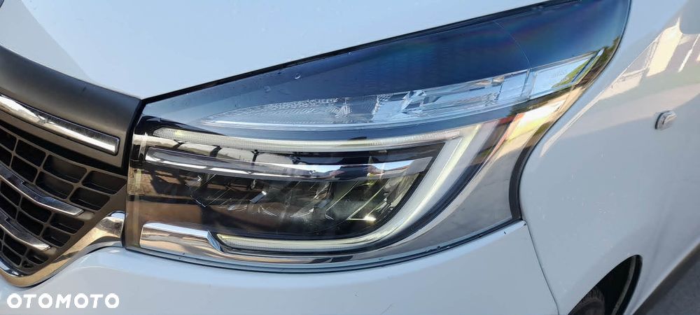 Renault Trafic - 12