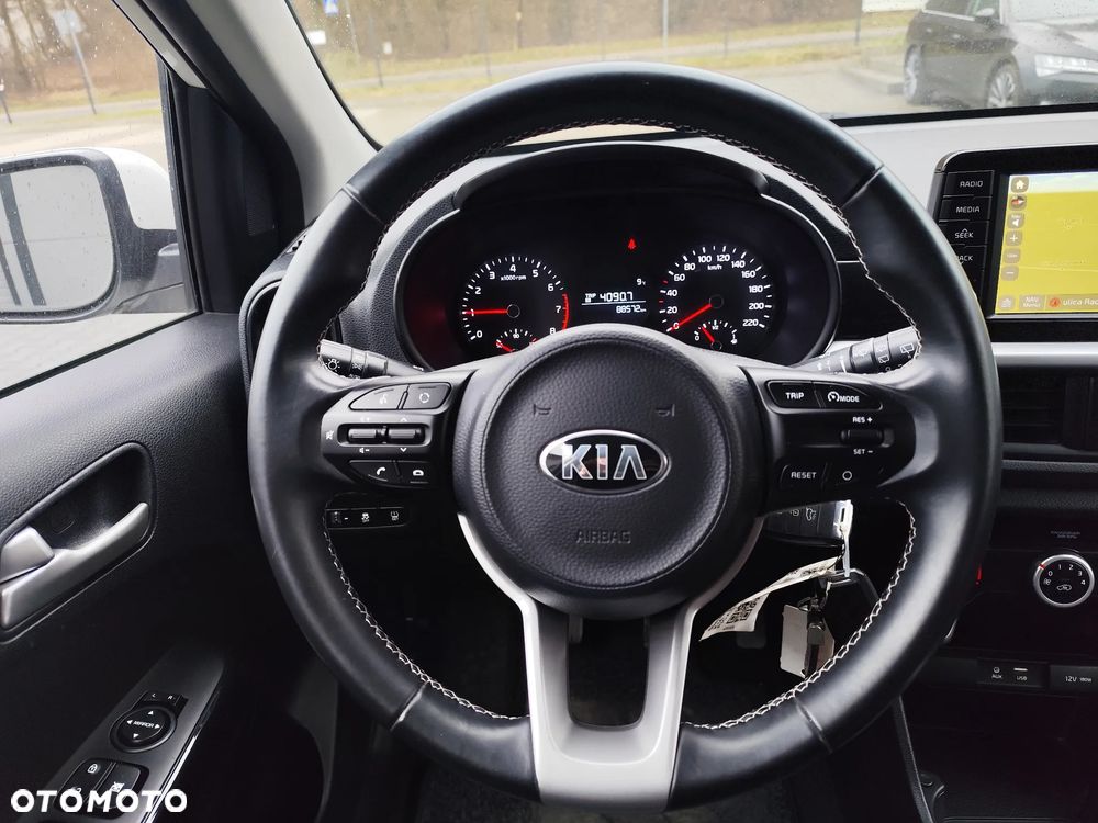 Kia Picanto 1.0 Dream Team Edition - 12