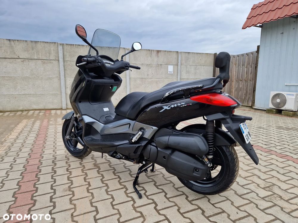 Yamaha X-max - 6