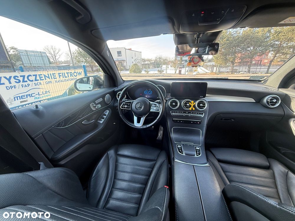 Mercedes-Benz GLC 300 de 4-Matic Business Edition - 16