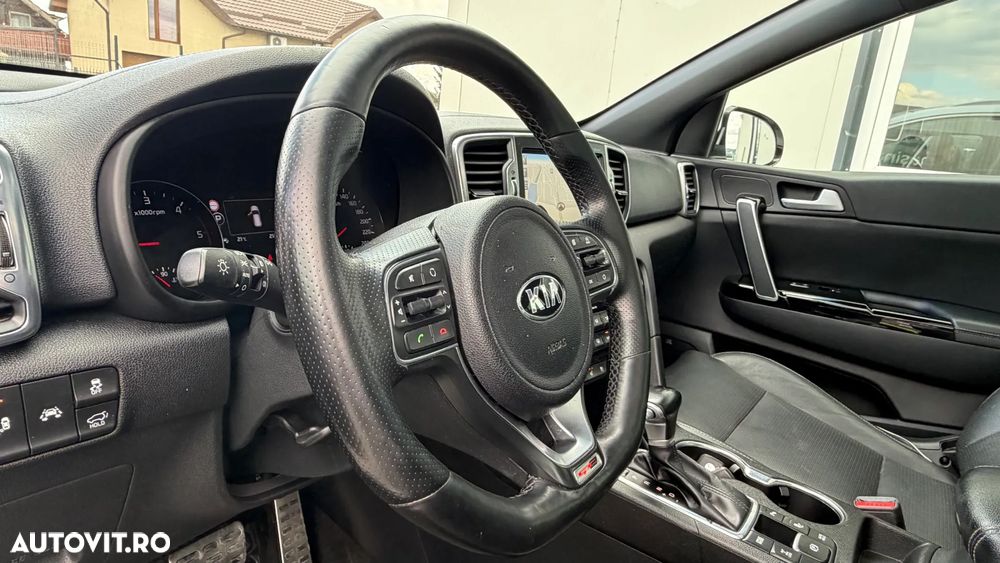 Kia Sportage 2.0 CRDI 4WD Automatik Dream-Team Edition - 7