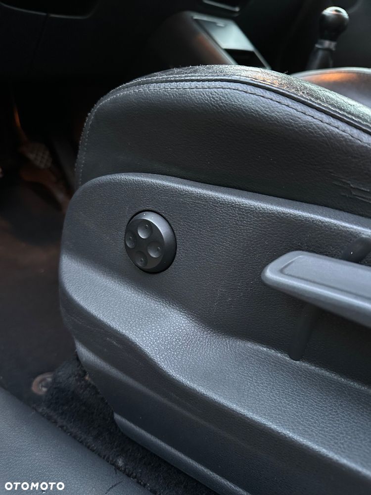 Volkswagen Golf V 2.0 TDI Comfortline - 10