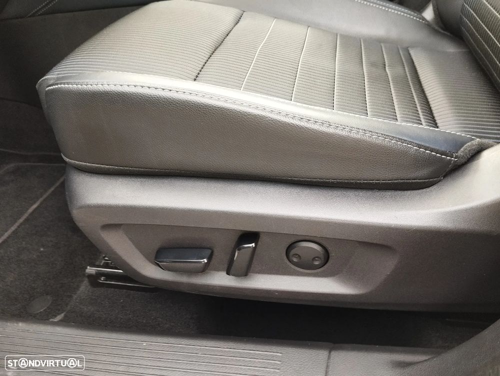 Nissan Qashqai 1.3 DIG-T MHEV Premiere Edition - 13