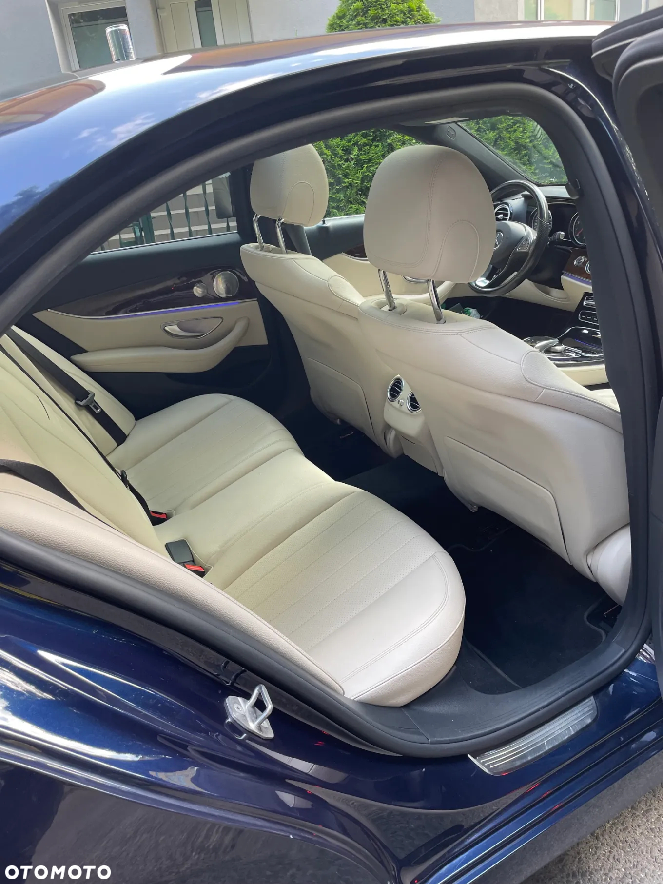 Mercedes-Benz Klasa E 300 9G-TRONIC Avantgarde - 11