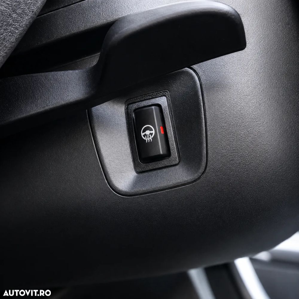 BMW Seria 1 120d - 23