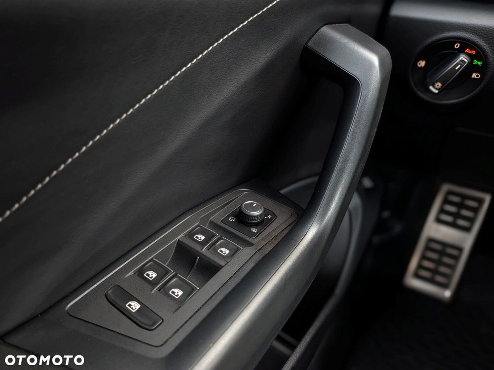 Volkswagen T-Roc 1.5 TSI R-Line DSG - 31