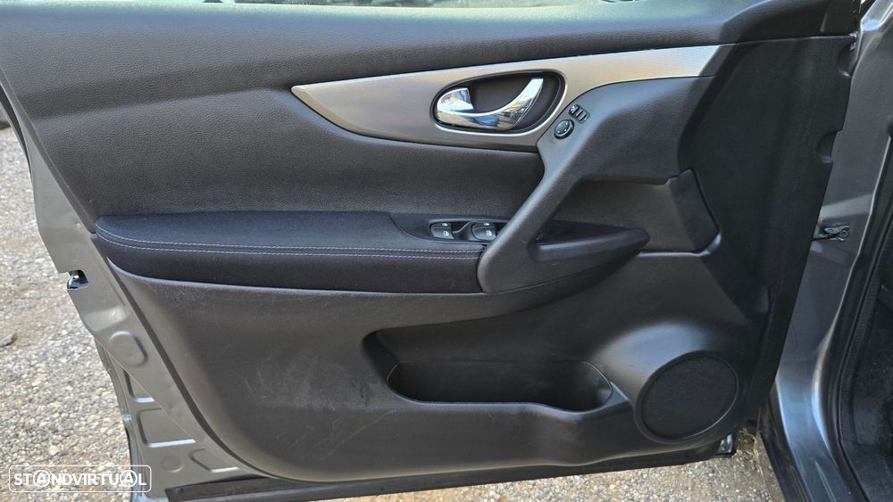 Nissan Qashqai 1.6 dCi Tekna - 8