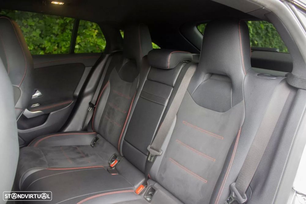 Mercedes-Benz CLA 200 d Shooting Brake AMG Line Aut. - 13