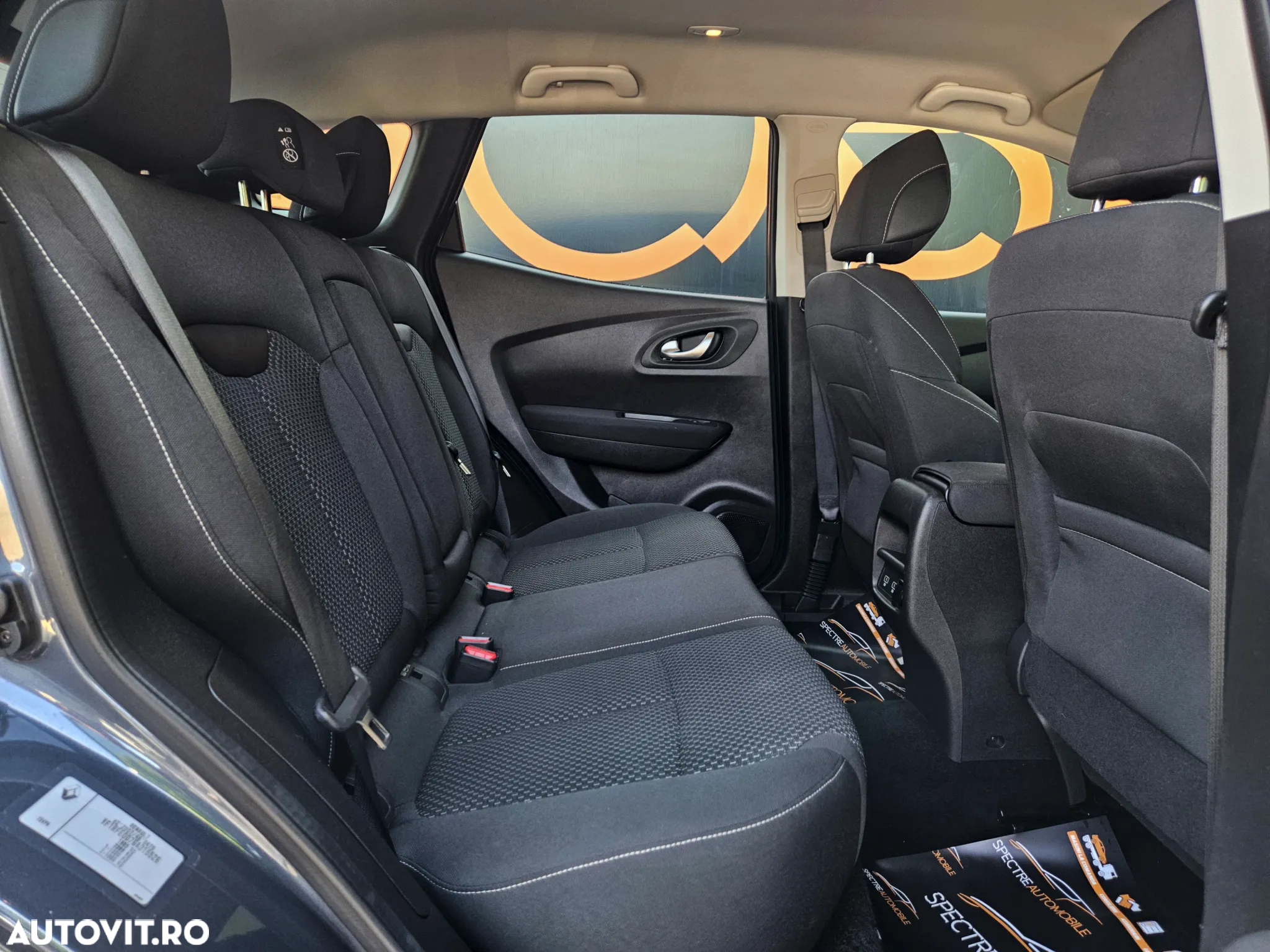 Renault Kadjar TCe 140 GPF BUSINESS EDITION - 12