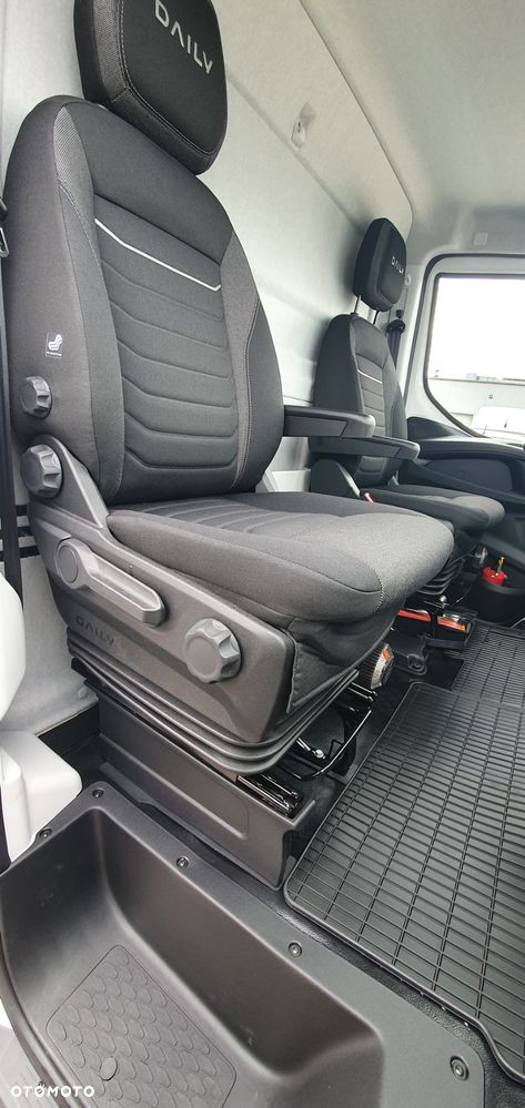 Iveco WYPRZEDARZ STOKU, GRZANE FOTELE, AUTOMAT, FULL OPCJA - 18