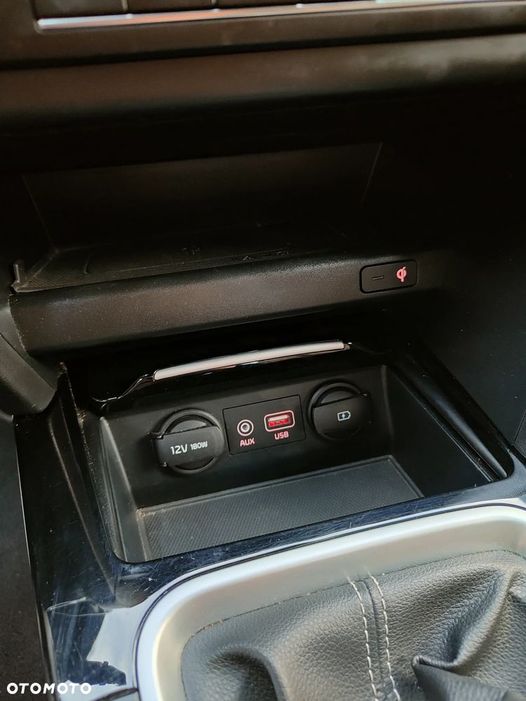 Kia ProCeed - 21