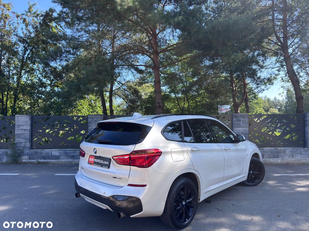 BMW X1 xDrive20i M Sport - 9