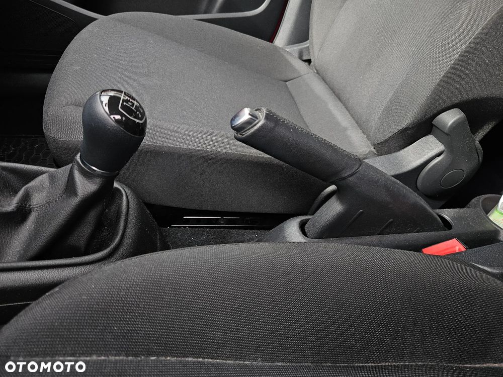 Volkswagen up! - 27