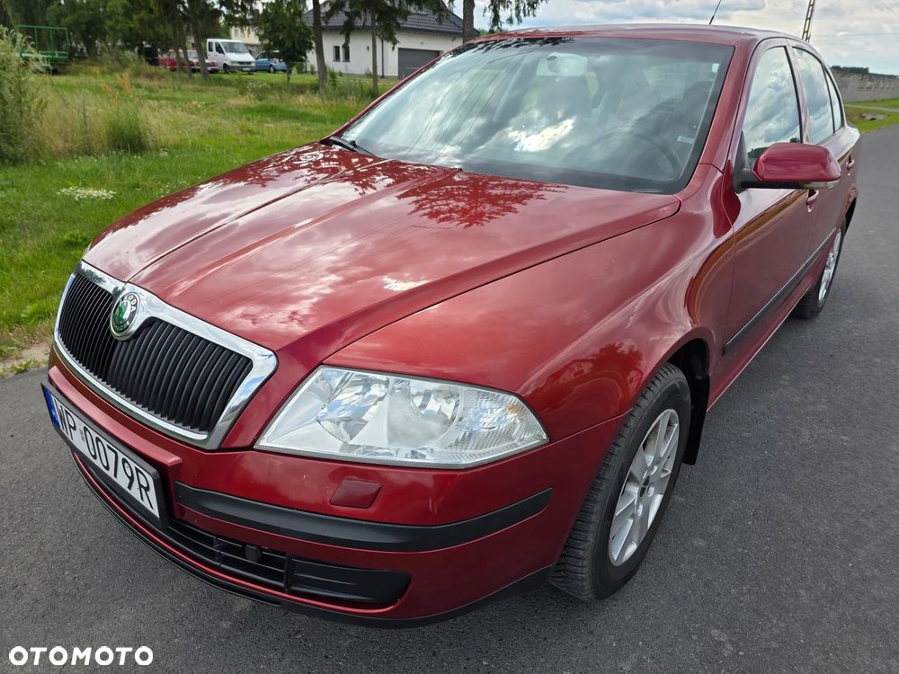 Skoda Octavia 1.6 Ambiente - 1