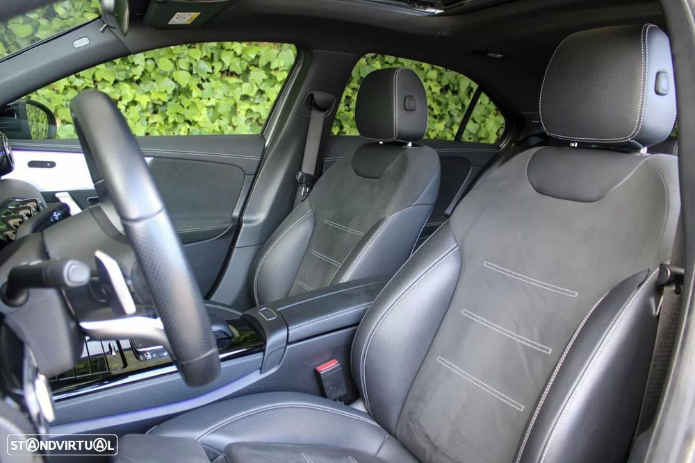 Mercedes-Benz A 250 Limousine e AMG Line - 13