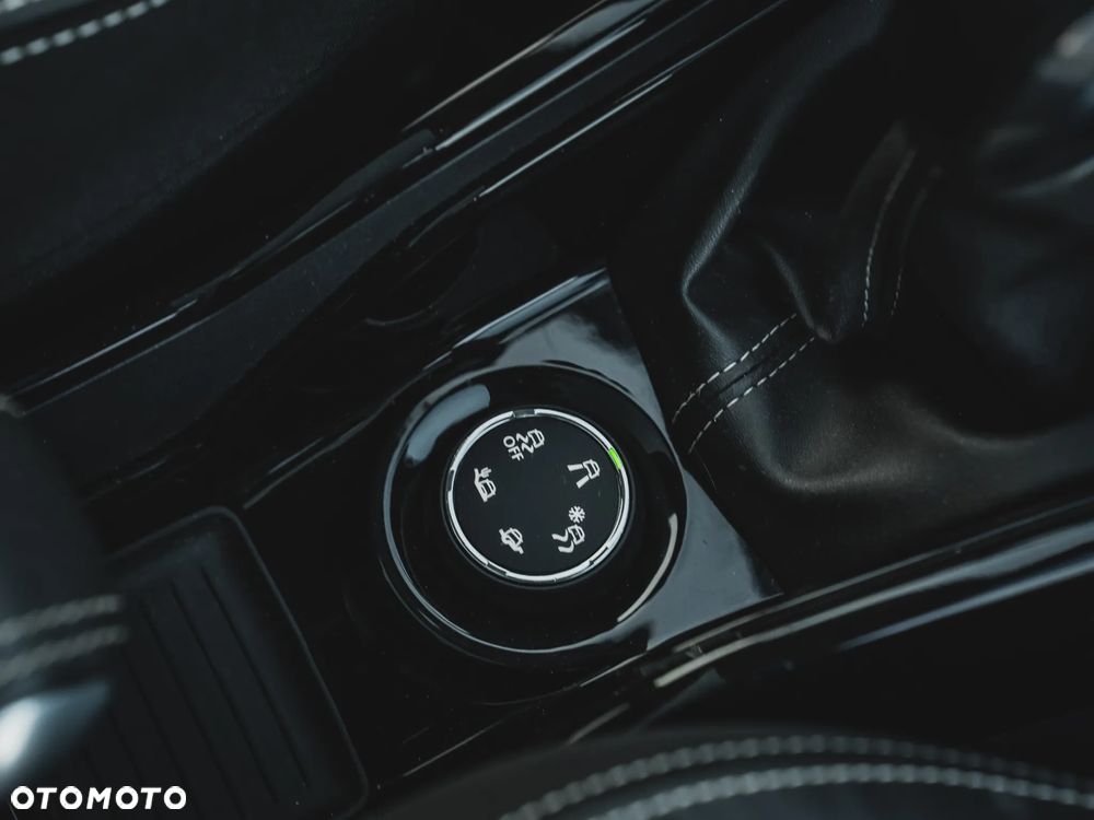 Peugeot 2008 PureTech 110 Stop&Start Allure - 24