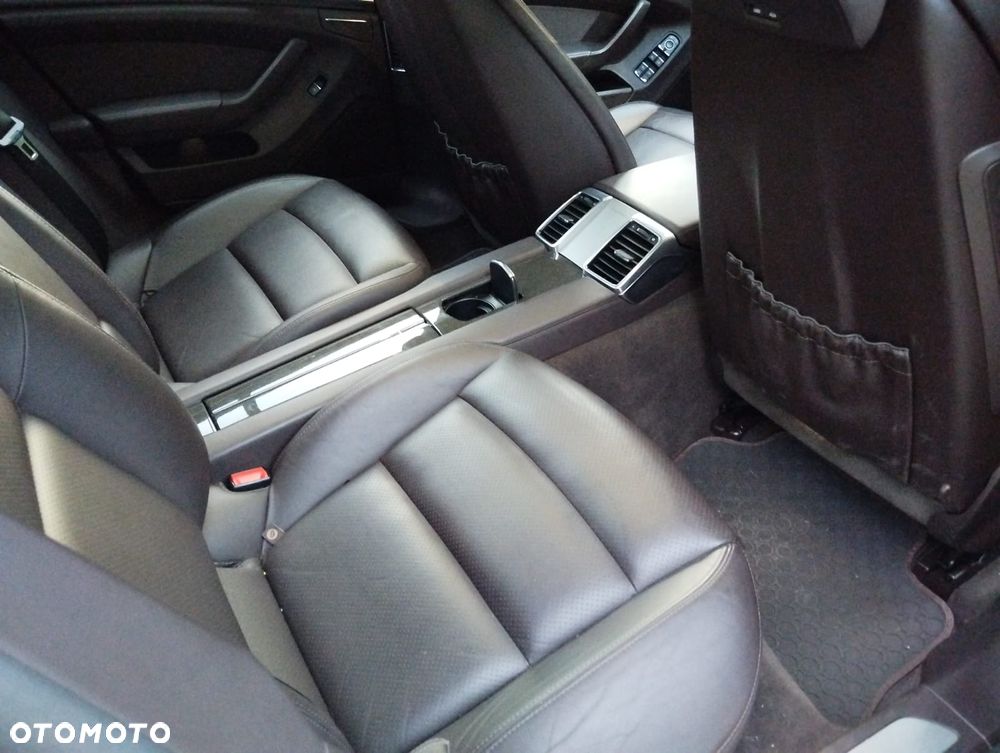 Porsche Panamera - 20