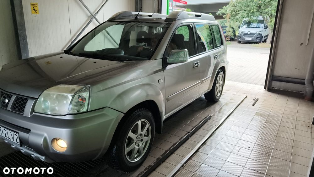 Nissan X-Trail 2.0 Comfort - 40